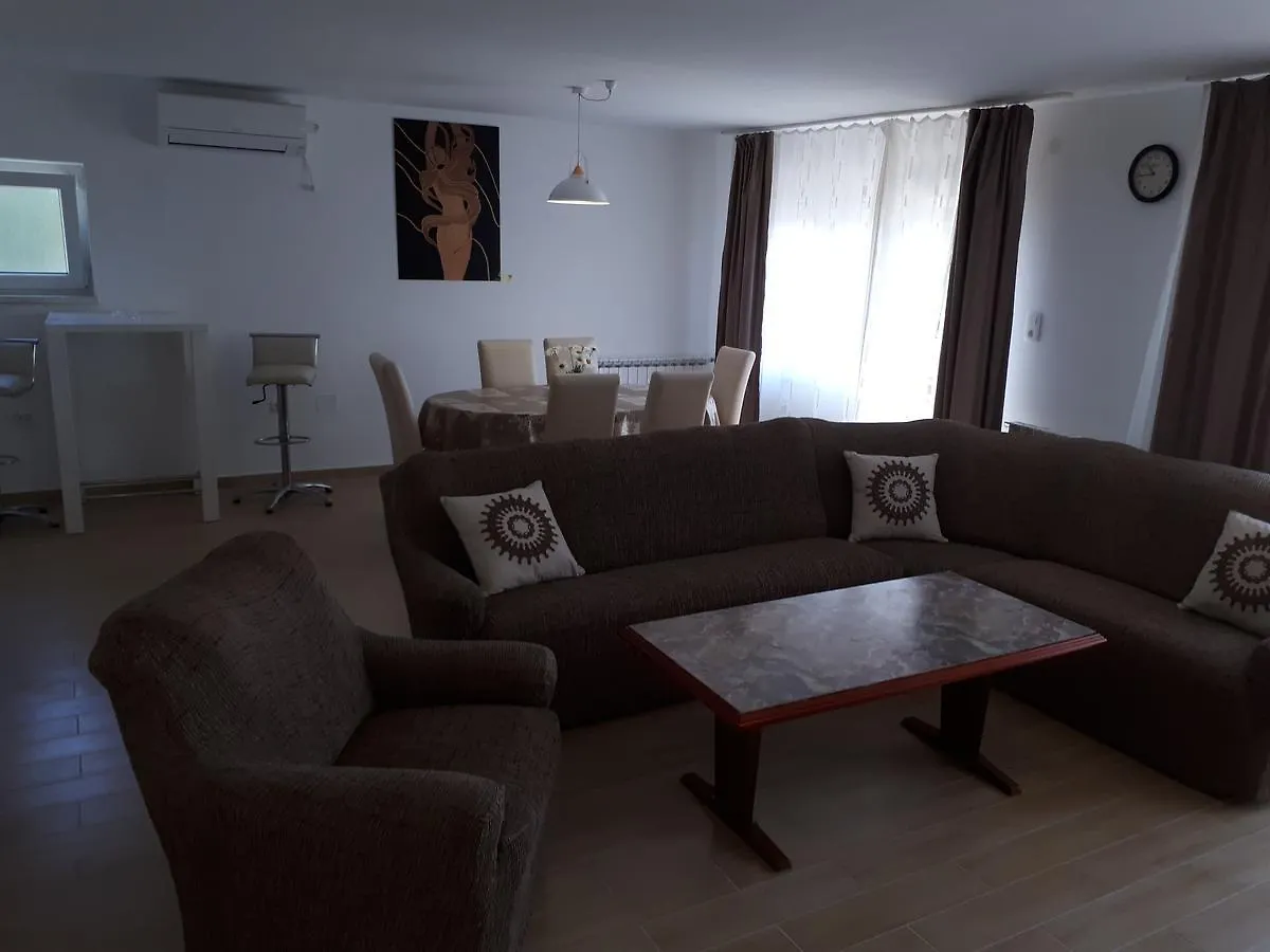 Apartments Stella Lovran 0*,